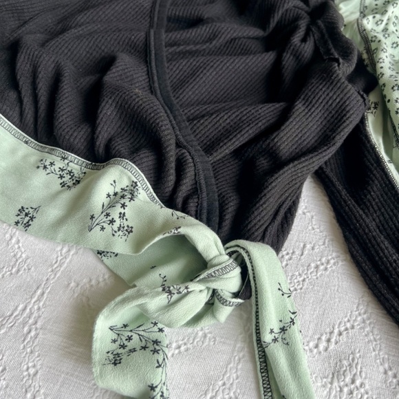 Free People Bogemian Raglan Wrap, Large - Picture 4 of 4